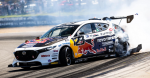 16-летний парень дрифтует на самой крутой в мире Mazda MX-5