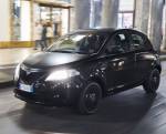 Lancia Ypsilon Black and Noir, гламурный город