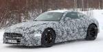 Mercedes-AMG GT Coupe шпионят за тестами в двух комплектациях
