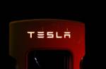 Tesla отзывает почти 15 000 автомобилей Model 3 из-за риска столкновения