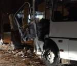 Автобус врезался в дерево в Нижегородской области, 13 человек ранены