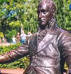 Автор скульптурного самозванца из Петербурга винит во всем "Википедию"