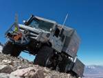 Пара Mercedes Unimog устанавливает новый рекорд высоты