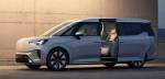 Первые минивэны Volvo EM90 сошли с конвейера в Китае