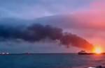 Пожар на двух танкерах-газовозах: 15 судов ведут поисковую операцию в Керченском проливе