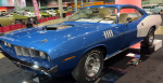 Редкий Plymouth Hemi Cuda 1971 года выпуска имеет еще более редкую заводскую опцию на виду
