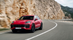Семиместный внедорожник Porsche Cayenne следующего поколения получил платье цвета папайи, созданное с помощью компьютерной графики, чтобы скрыть его широкие бедра