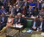 Тереза Мэй остается у власти в Великобритании, Brexit продолжается: мнения экспертов