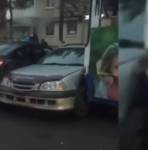 Троллейбус протаранил семь машин в Кемерове