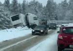 Видео: в Подмосковье в результате ДТП у фуры отлетела кабина