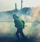 Во Франции "желтые жилеты" громят депутатов и суды